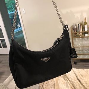 Prada re-edition 2005 Nylon bag